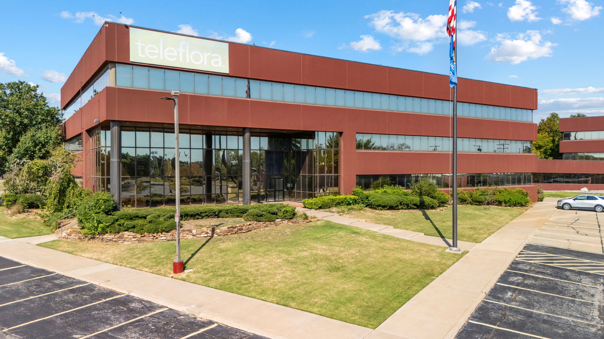 3737 NW 34th St, Oklahoma City, OK à vendre Photo principale– Image 1 sur 6