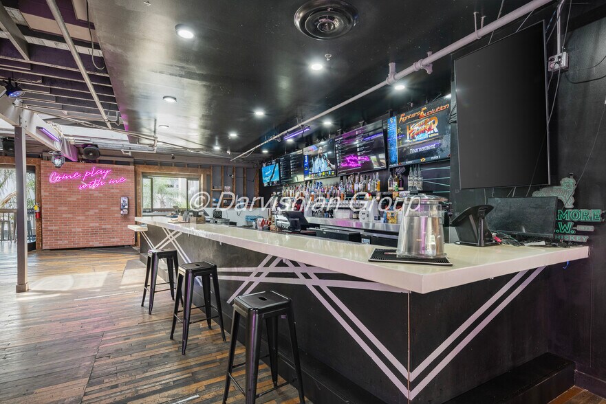 515 N Main St, Santa Ana, CA à vendre - Photo principale – Image 1 sur 12