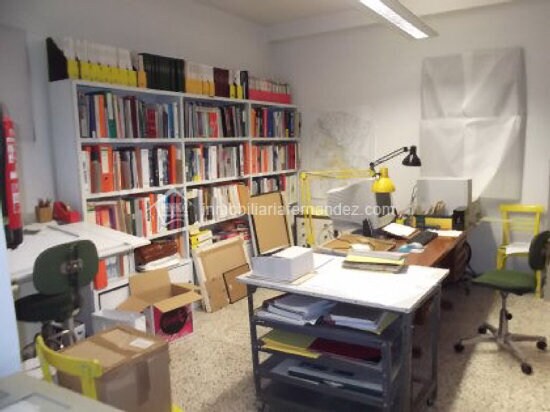 Local commercial dans Cáceres, Cáceres à louer - Photo de l’immeuble – Image 3 sur 11