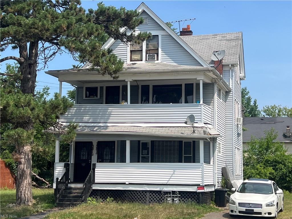 13815 Shaw Ave, East Cleveland, OH à vendre Photo principale– Image 1 sur 6