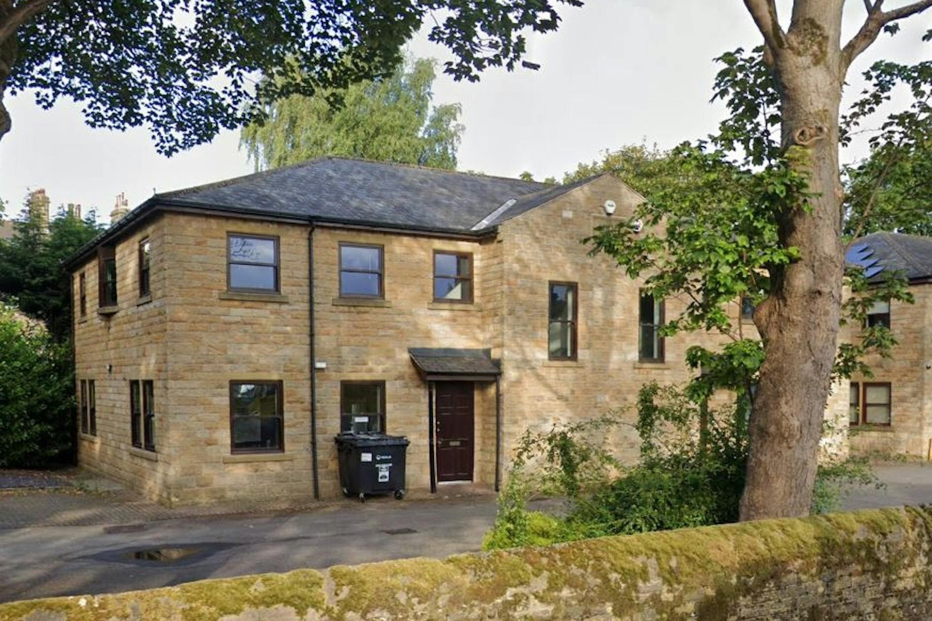 Station Rd, Guiseley à louer Photo de l’immeuble– Image 1 sur 9