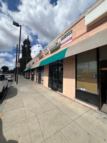 12025-12033 Garfield Ave, South Gate, CA à louer - Photo de l’immeuble – Image 3 sur 4
