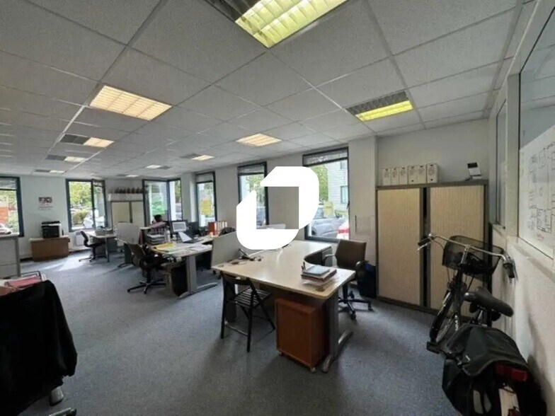 5 Rue Hans List, Croissy-sur-Seine à louer - Photo de l’immeuble – Image 2 sur 8