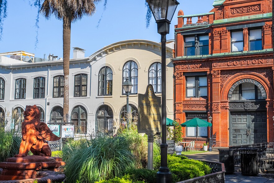 100 E Bay St, Savannah, GA à vendre - Photo de l’immeuble – Image 3 sur 98