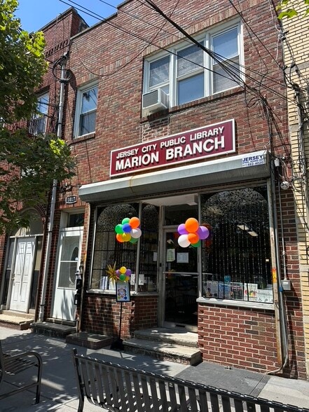 1017 Westside Ave, Jersey City, NJ à vendre - Photo de l’immeuble – Image 1 sur 21