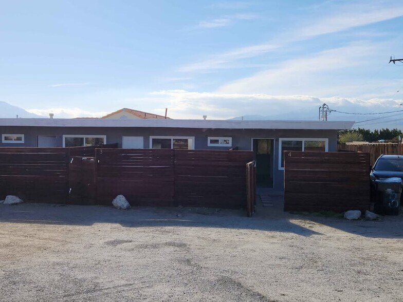 10485 Santa Cruz Rd, Desert Hot Springs, CA à vendre - Photo de l’immeuble – Image 2 sur 8