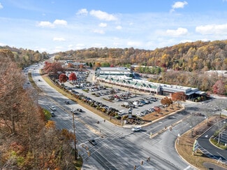 Plus de détails pour 4855 West Chester Pike, Newtown Square, PA - Bureau/Local commercial à louer