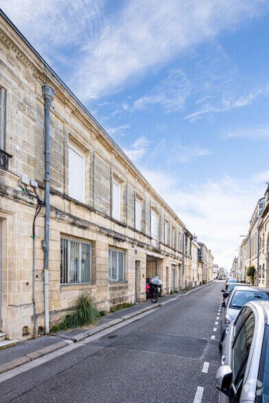 67 Rue Prunier, Bordeaux à louer - Photo de l’immeuble – Image 2 sur 10