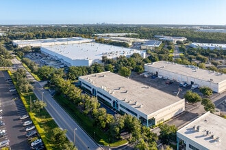 7507 Kingspointe Pkwy, Orlando, FL - VUE AÉRIENNE  vue de carte - Image1