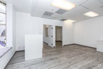 380 S Lake Ave, Pasadena, CA à louer Photo intérieure– Image 2 sur 5