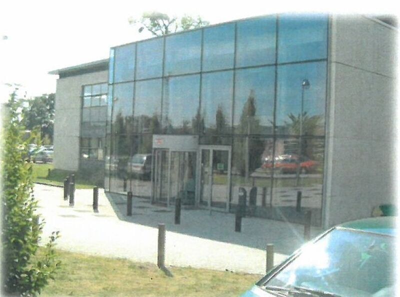 Bureau dans Mont-Saint-Aignan à louer Photo de l’immeuble– Image 1 sur 3