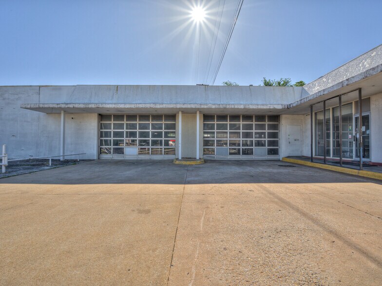 2812 S Walker Ave, Oklahoma City, OK à vendre - Photo de l’immeuble – Image 2 sur 26