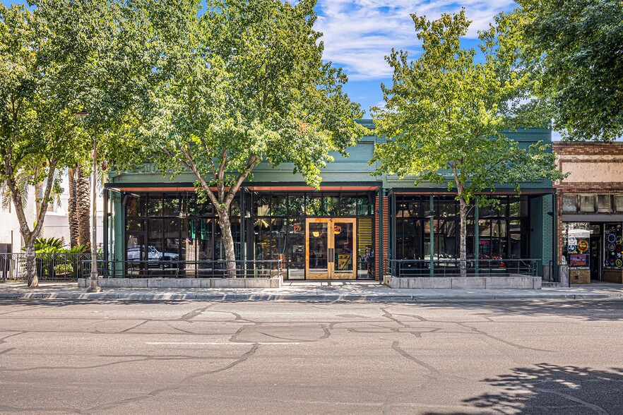 229 Broadway St, Chico, CA à louer - Photo de l’immeuble – Image 2 sur 30