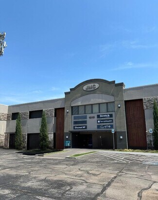 Plus de détails pour 1215 Crossroads Blvd, Norman, OK - Bureau à louer