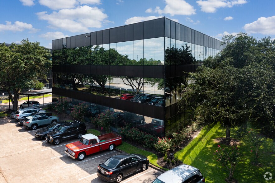 17350 State Highway 249, Houston, TX à vendre - Photo de l’immeuble – Image 3 sur 9