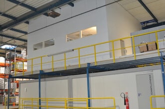 Industriel/Logistique dans Laon à vendre Photo intérieure– Image 2 sur 2