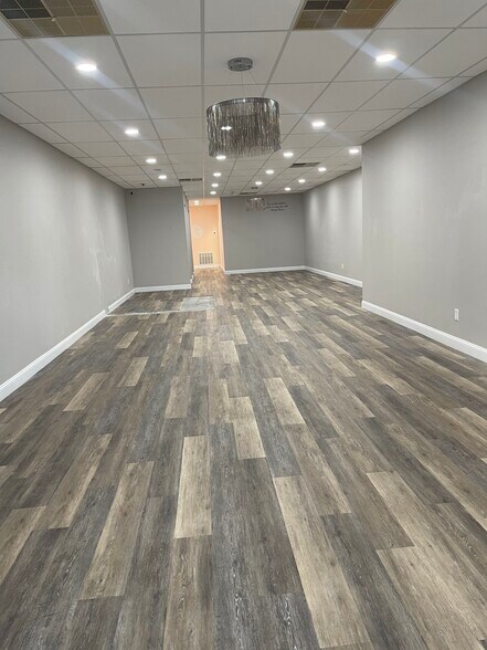 210 New Rd, Linwood, NJ à louer - Photo de l’immeuble – Image 3 sur 18