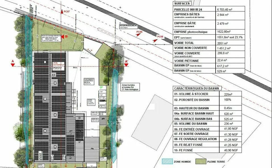Local d'activités dans Saint-Médard-en-Jalles à vendre - Photo de l’immeuble – Image 3 sur 3