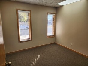 421 21st Ave, Longmont, CO à louer Photo intérieure– Image 2 sur 8