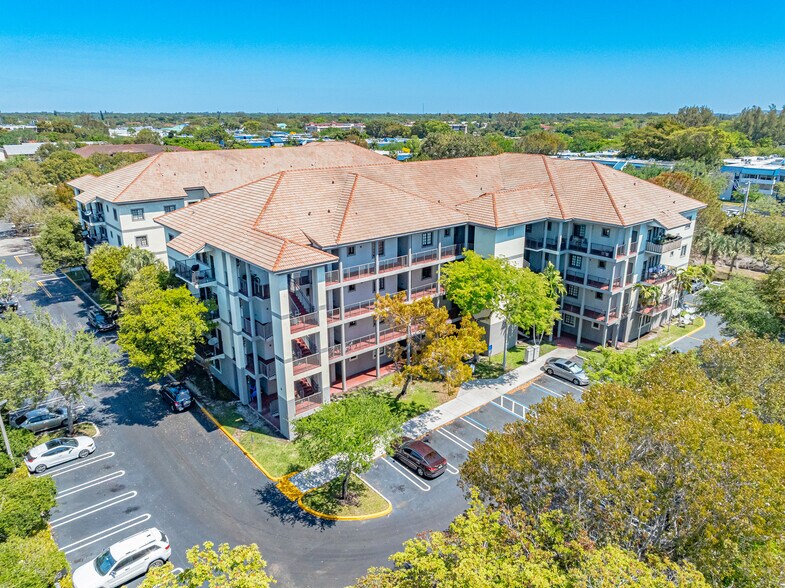 2801-2851 Riverside Dr, Coral Springs, FL à vendre - Photo de l’immeuble – Image 3 sur 27
