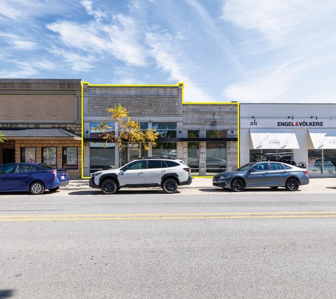 207 S Main St, Bentonville, AR à vendre - Photo de l’immeuble – Image 2 sur 6