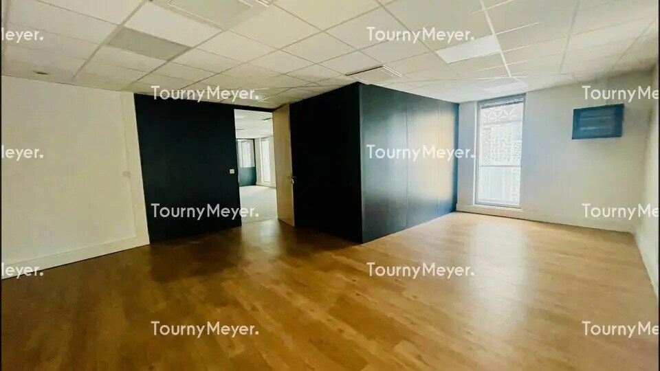 Bureau dans Montpellier à louer - Photo de l’immeuble – Image 3 sur 8