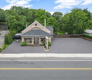 Plus de détails pour 304 Hawkins Ave, Ronkonkoma, NY - Local commercial à vendre