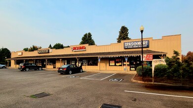 5245-5251 Commercial St SE, Salem, OR à louer Photo de l’immeuble– Image 1 sur 7