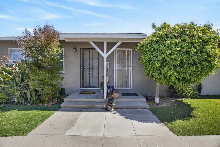 2510 Carnegie Ln, Redondo Beach, CA à vendre - Photo de l’immeuble – Image 3 sur 10