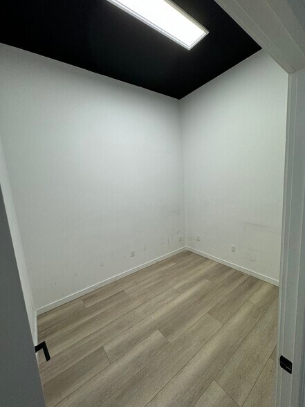 832 Scarsdale Ave, Scarsdale, NY à louer - Photo de l’immeuble – Image 3 sur 9