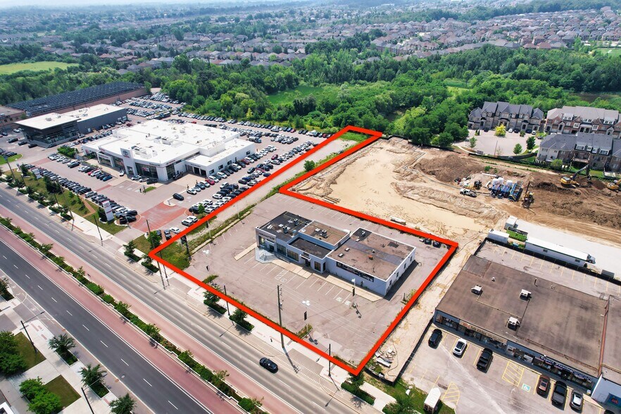 11262 Yonge St, Richmond Hill, ON à louer - Photo de l’immeuble – Image 3 sur 15
