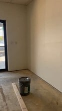 2630 W Baseline Rd, Mesa, AZ à louer - Vidéo sur l’annonce professionnelle 