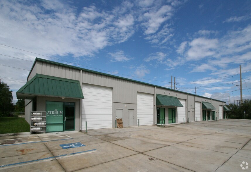 6292 Tower Ln, Sarasota, FL à louer - Photo de l’immeuble – Image 2 sur 2