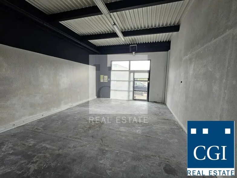 Local d’activités dans Montbonnot-Saint-Martin à louer - Photo intérieure – Image 2 sur 8