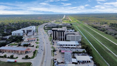 644-650 S Hwy 6, Houston, TX - VUE AÉRIENNE  vue de carte - Image1