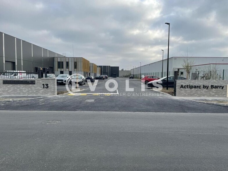 Local d'activités dans Leers à vendre - Photo de l’immeuble – Image 1 sur 1