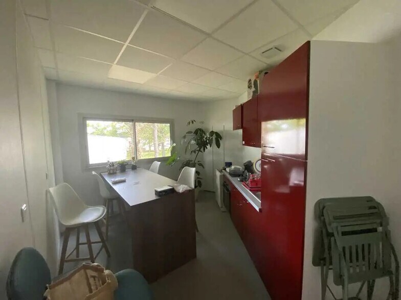 Bureau dans Pessac à louer - Photo intérieure – Image 2 sur 10
