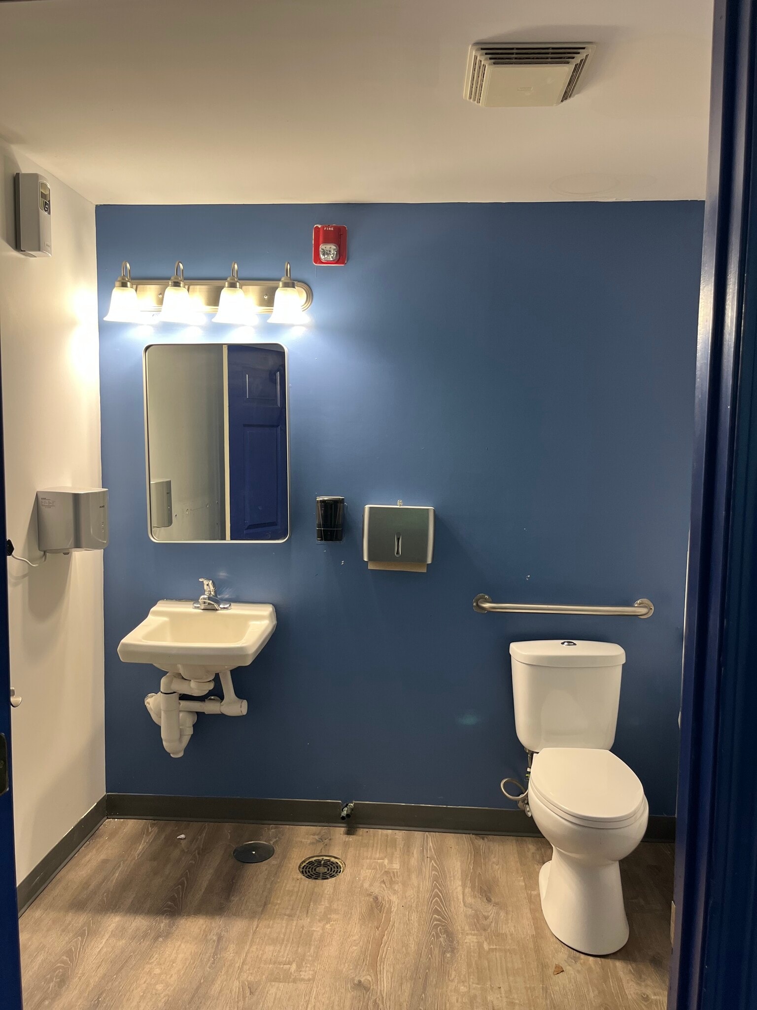 5019 Ace Ln, Naperville, IL à louer Photo intérieure– Image 1 sur 8