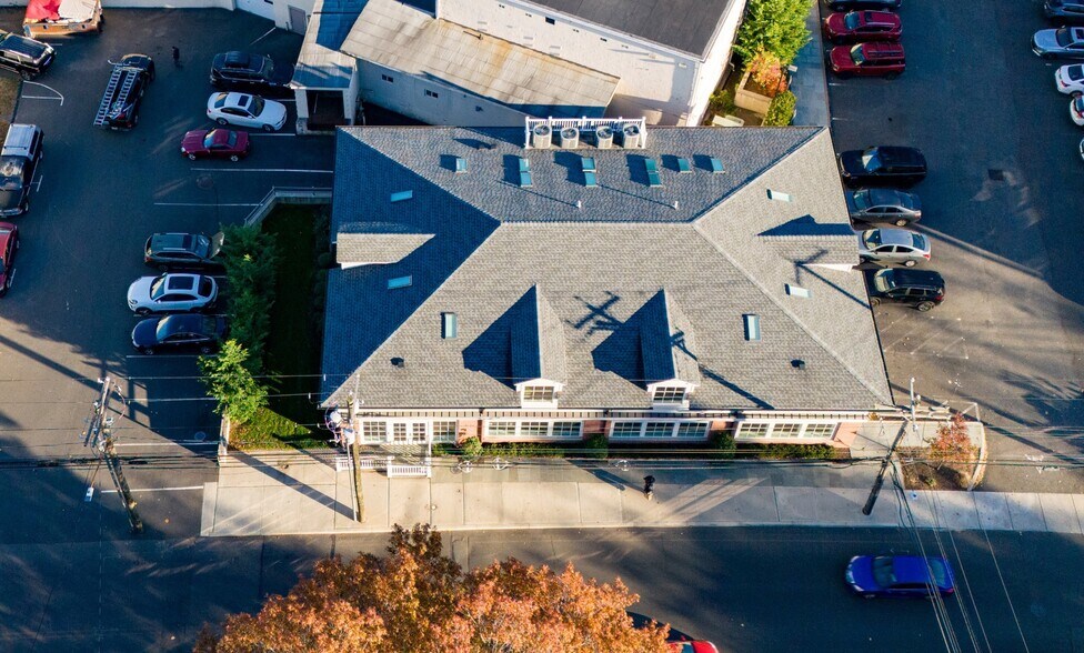 1501 Kings Hwy E, Fairfield, CT à louer - Photo de l’immeuble – Image 3 sur 7