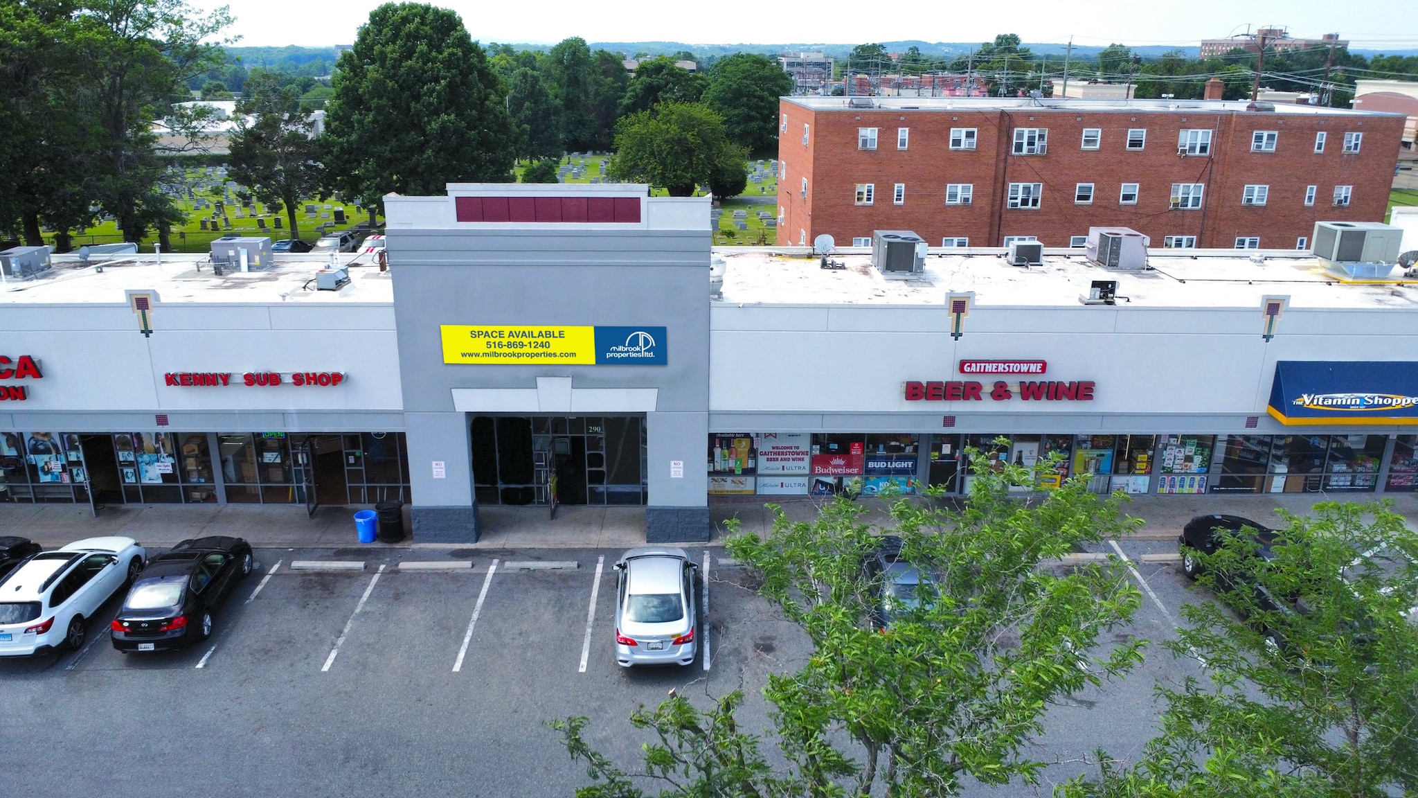 206-300 N Frederick Ave, Gaithersburg, MD à louer Photo de l’immeuble– Image 1 sur 4