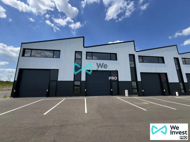 Plus de détails pour Local d'activités à louer