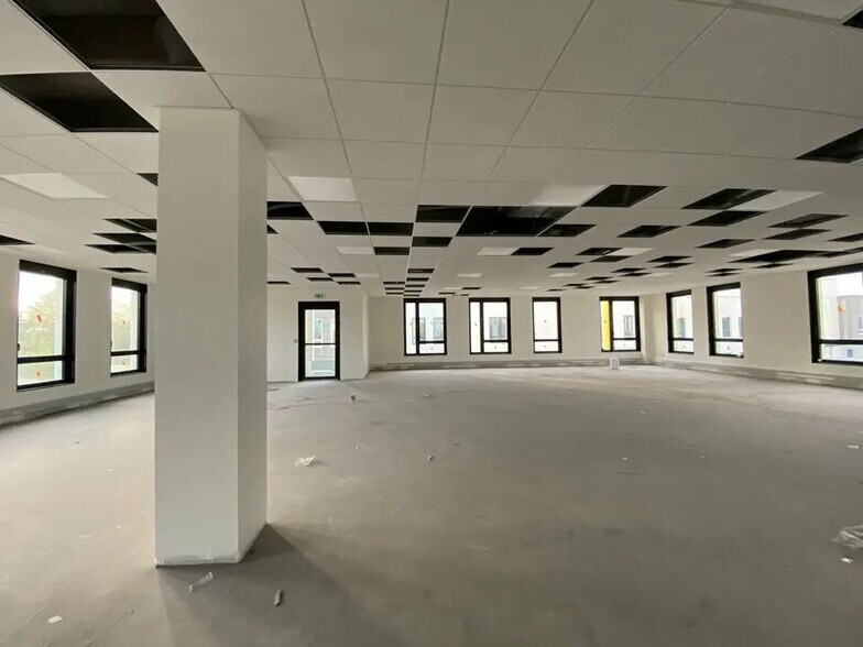 Bureau dans Rillieux-la-Pape à louer - Photo de l’immeuble – Image 2 sur 7