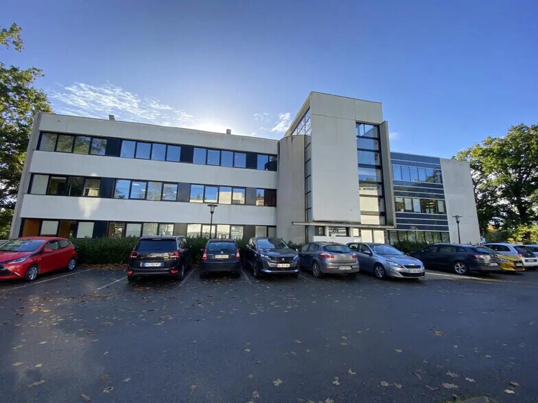 Bureau dans Rennes à louer - Photo de l’immeuble – Image 1 sur 6