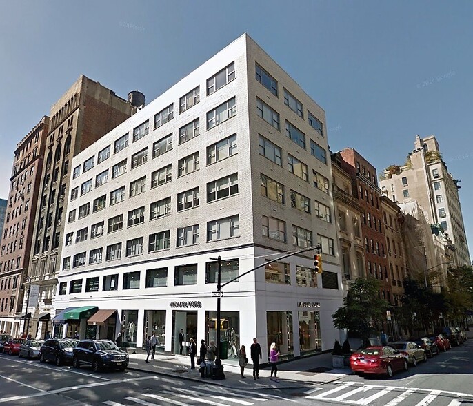 782-792 Madison Ave, New York, NY à louer - Photo de l’immeuble – Image 3 sur 4