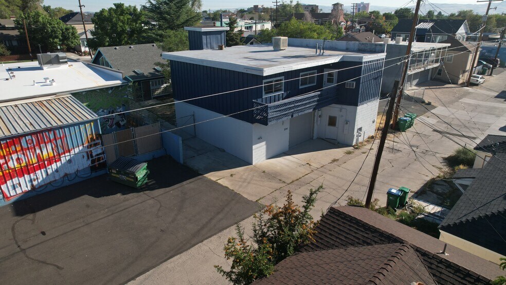 224 Vassar St, Reno, NV à louer - Photo de l’immeuble – Image 1 sur 17
