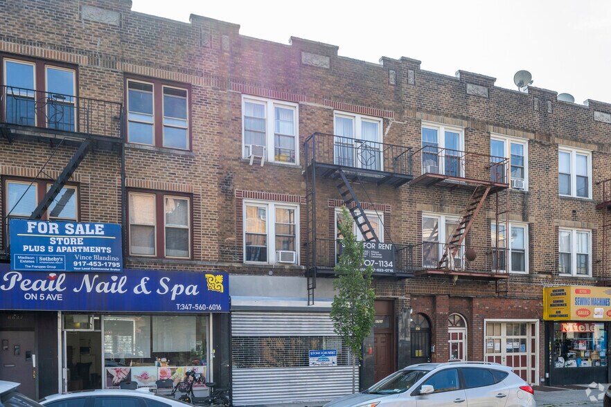 8701 5th Ave, Brooklyn, NY à louer - Photo de l’immeuble – Image 2 sur 5