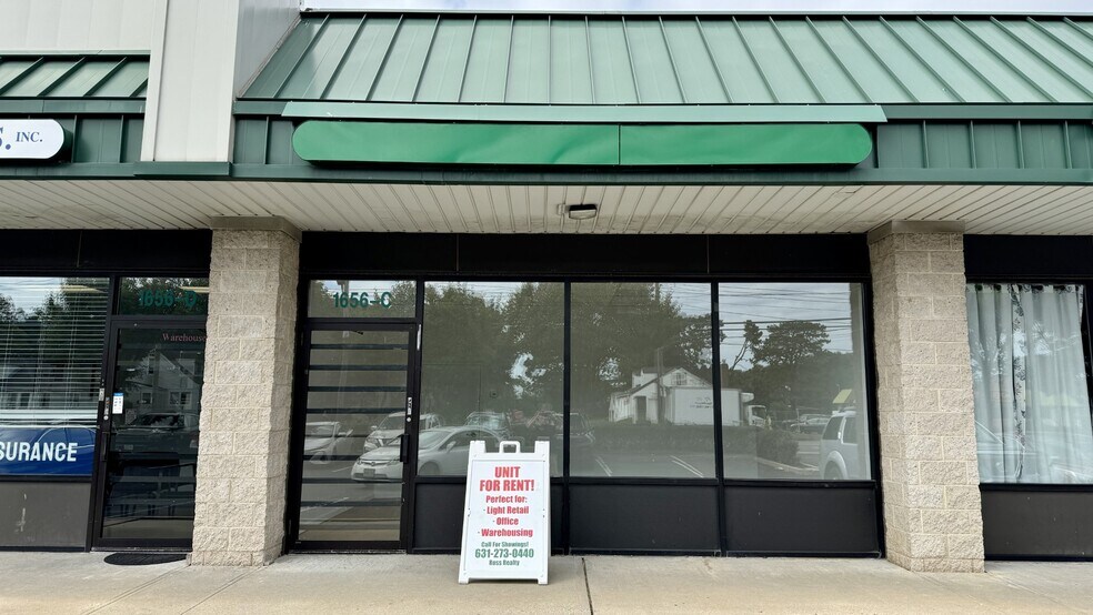 1656 Fifth Ave, Bay Shore, NY à louer - Photo de l’immeuble – Image 3 sur 10