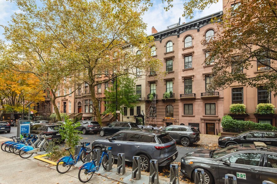 102 Pierrepont St, Brooklyn, NY à vendre - Photo de l’immeuble – Image 3 sur 42