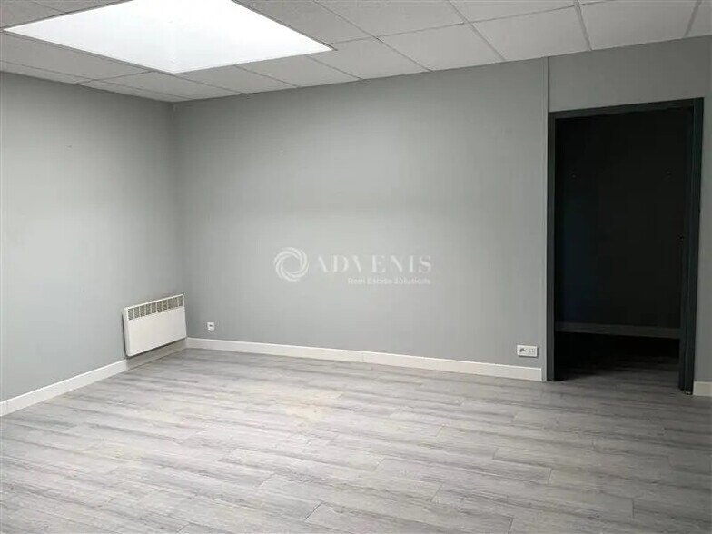 Bureau dans Le Mans à louer - Photo de l’immeuble – Image 2 sur 9