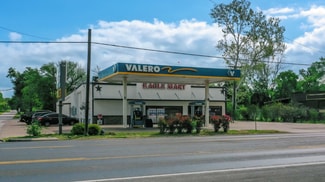Plus de détails pour 401 S May St, Madisonville, TX - Local commercial à vendre